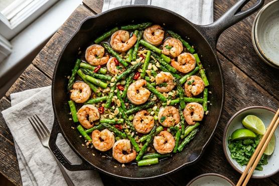 Shrimp & Asparagus Stir-Fry